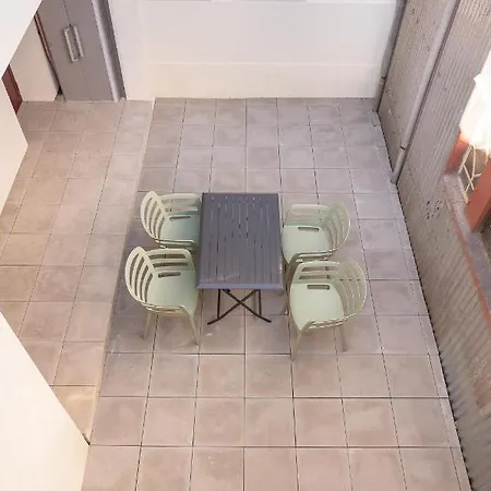 Classic Terrace Appartement