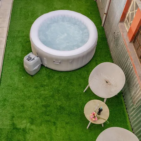 Classic Terrace דירה